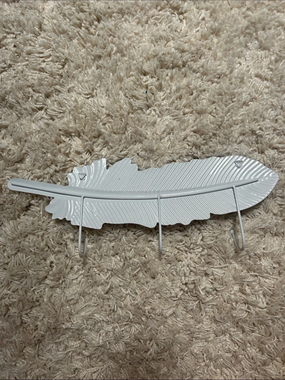 White and Gold Feather Wall Hook Rack - Decorative Home Wall Decor